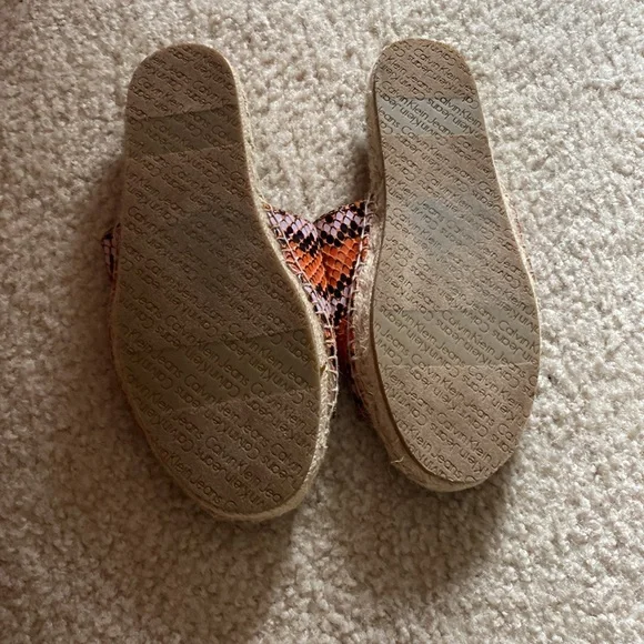 Slides - Picture 4 of 4